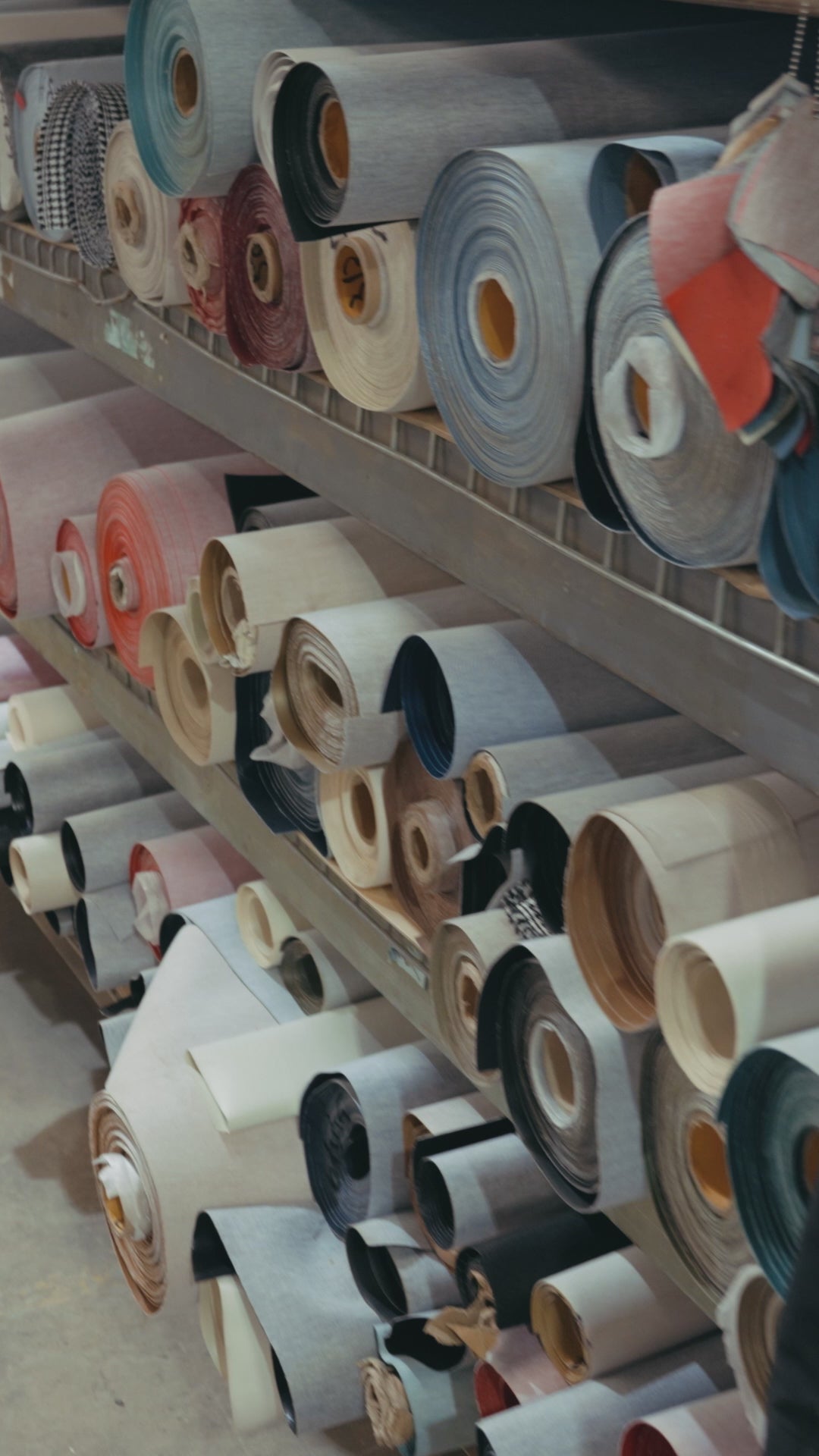 Load video: Ignite theme